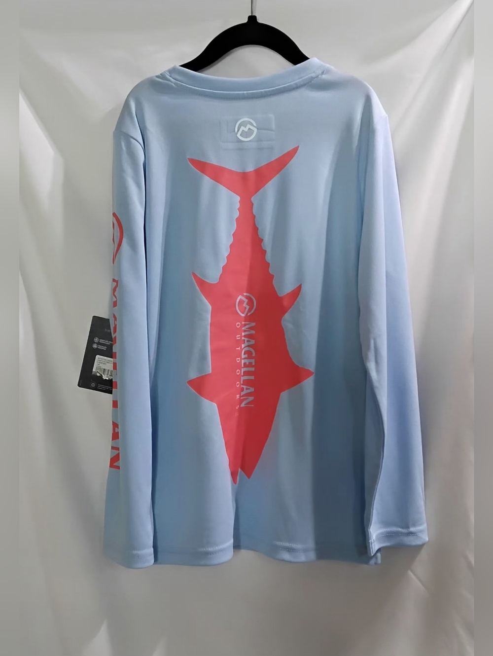 Magellan Outdoors Boys Moisture Wicking Long Sleeve T-shirt Size S (8)